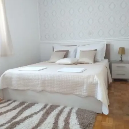 Jurilj * Макарска