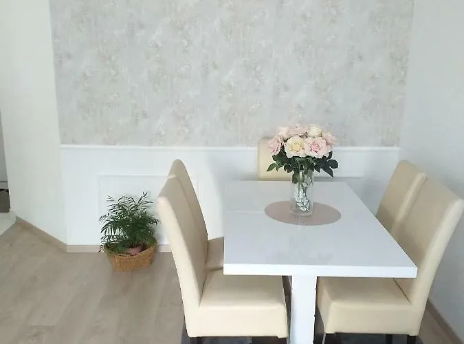 Lägenhet Jurilj Makarska